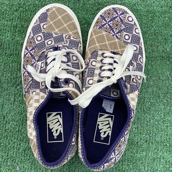 VANS Geo Trek Authentic Patchwork Casual
Women Canvas Multi Shoe Low 7.0M/8.5W - Picture 14 of 14